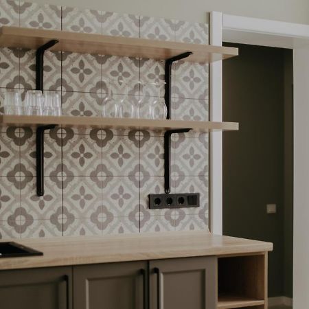 Historical Old City Apartament, Старе Місто , 2 Спальні, Балкон-Тераса, 85 Кв М Kamjanets-Podilskyj Exteriör bild