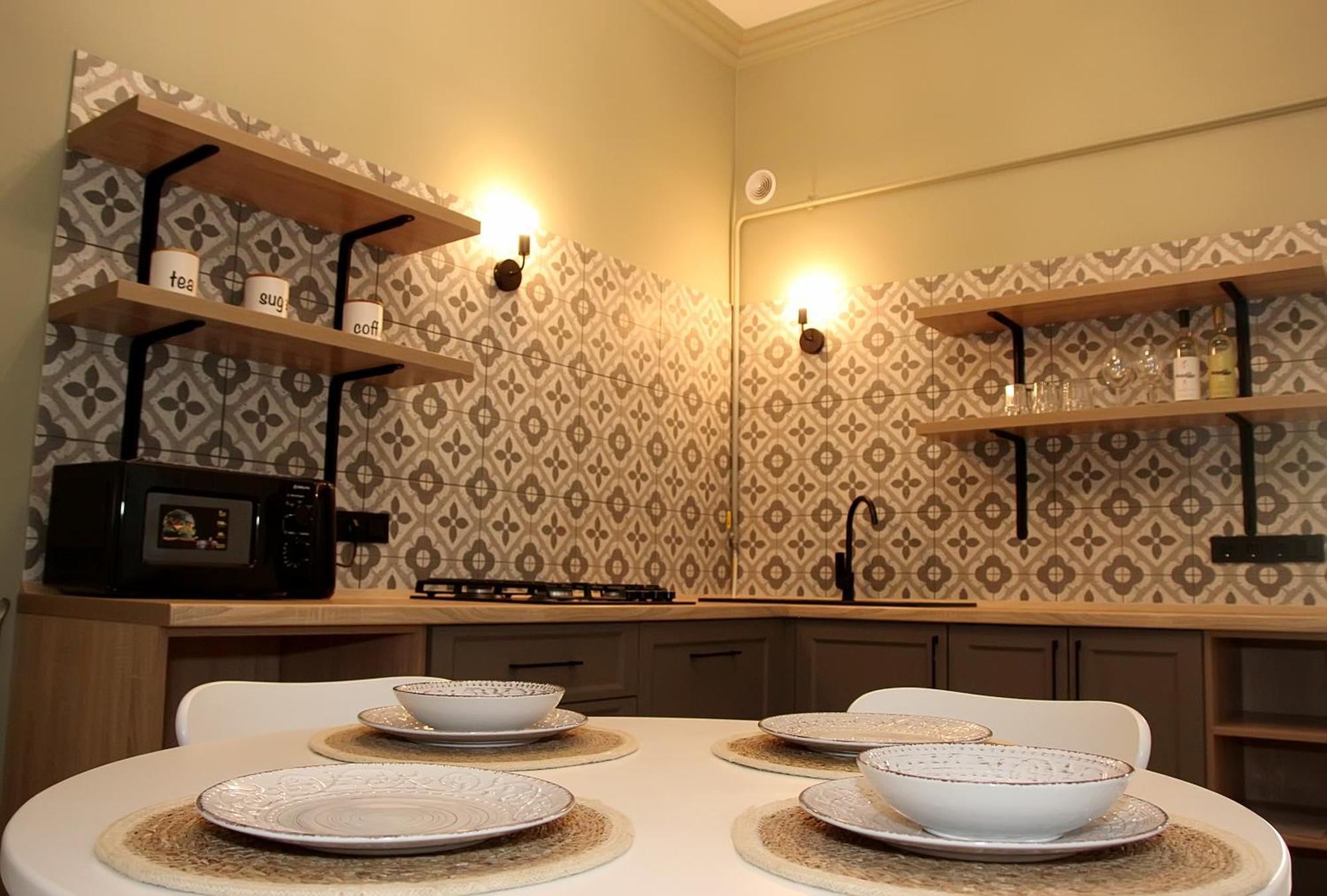 Historical Old City Apartament, Старе Місто , 2 Спальні, Балкон-Тераса, 85 Кв М Kamjanets-Podilskyj Rum bild
